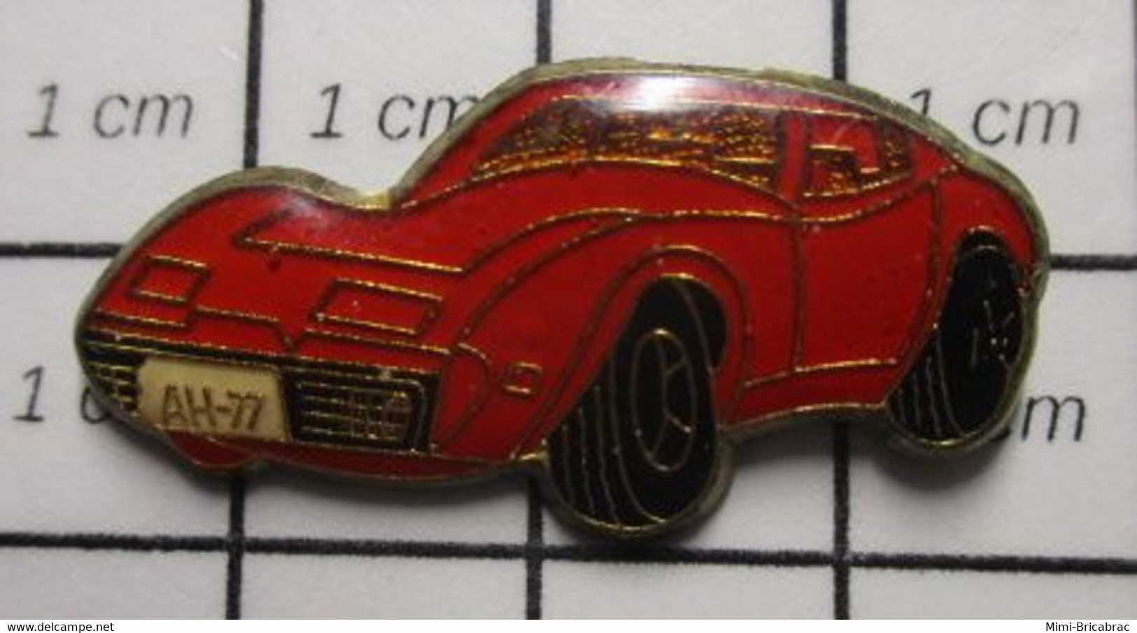 721 Pin's Pins / Beau Et Rare / THEME : AUTOMOBILES / CHEVROLET CORVETTE ROUGE AH-77 - Corvette