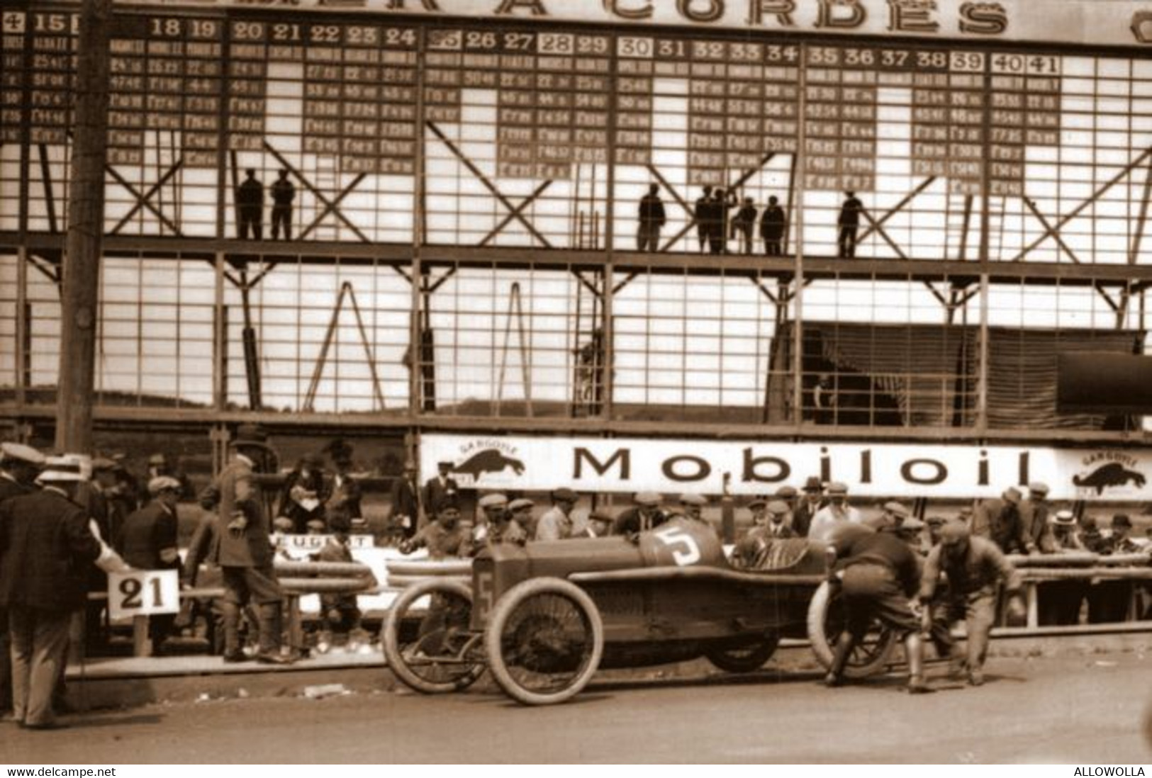 16150"PEUGEOT ENTRE 1900 ET 1940-LA PHOTO EST UNE IMPRESSION RECENTE D'UN LABORATOIRE PHOTO PROFESSIONEL-Cm. 10 X 15 - Automobile