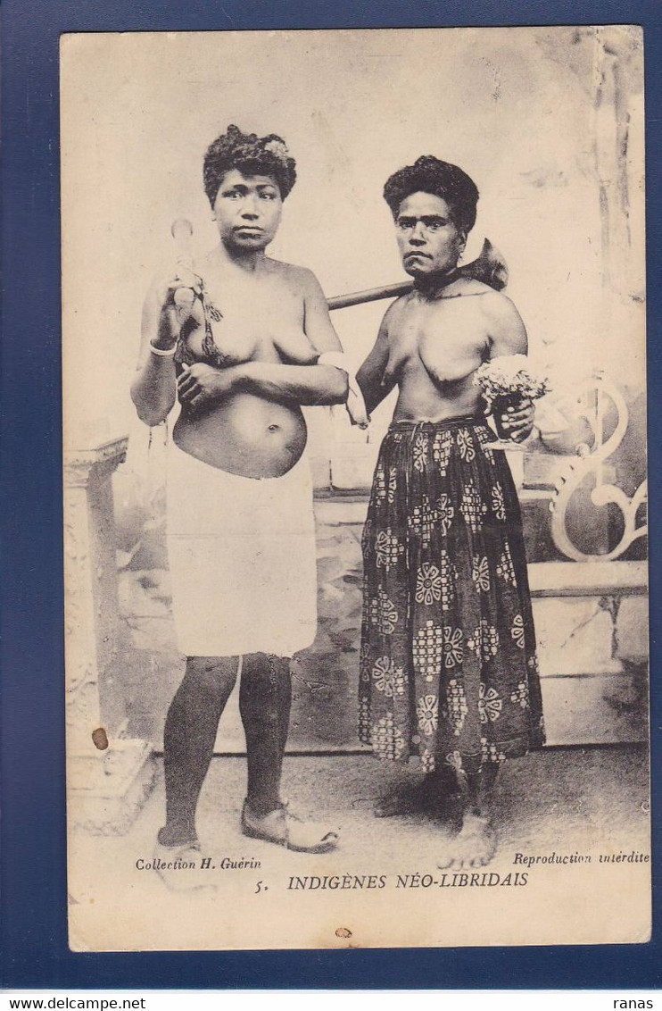 CPA Nouvelles Hébrides Type Non Circulé Femme Nue Nude - Vanuatu