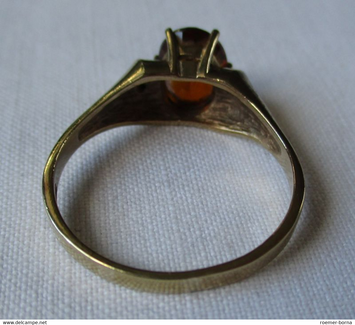 Charmanter 333er Goldring Mit Orange Braunem Edelstein + 2 Diamanten (104729) - Ring