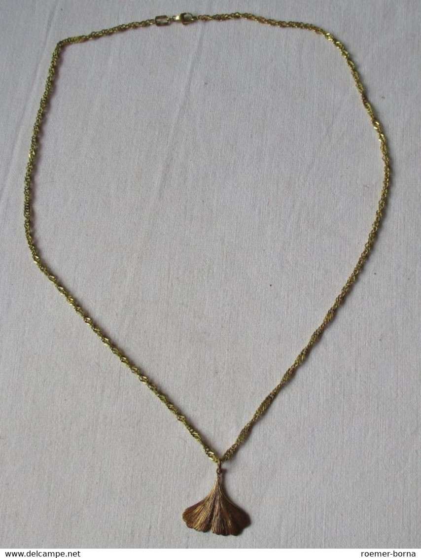 Elegante 333er Gold Damenkette Mit 375er Gold Ginkgoblatt Anhänger (153398) - Necklaces/Chains