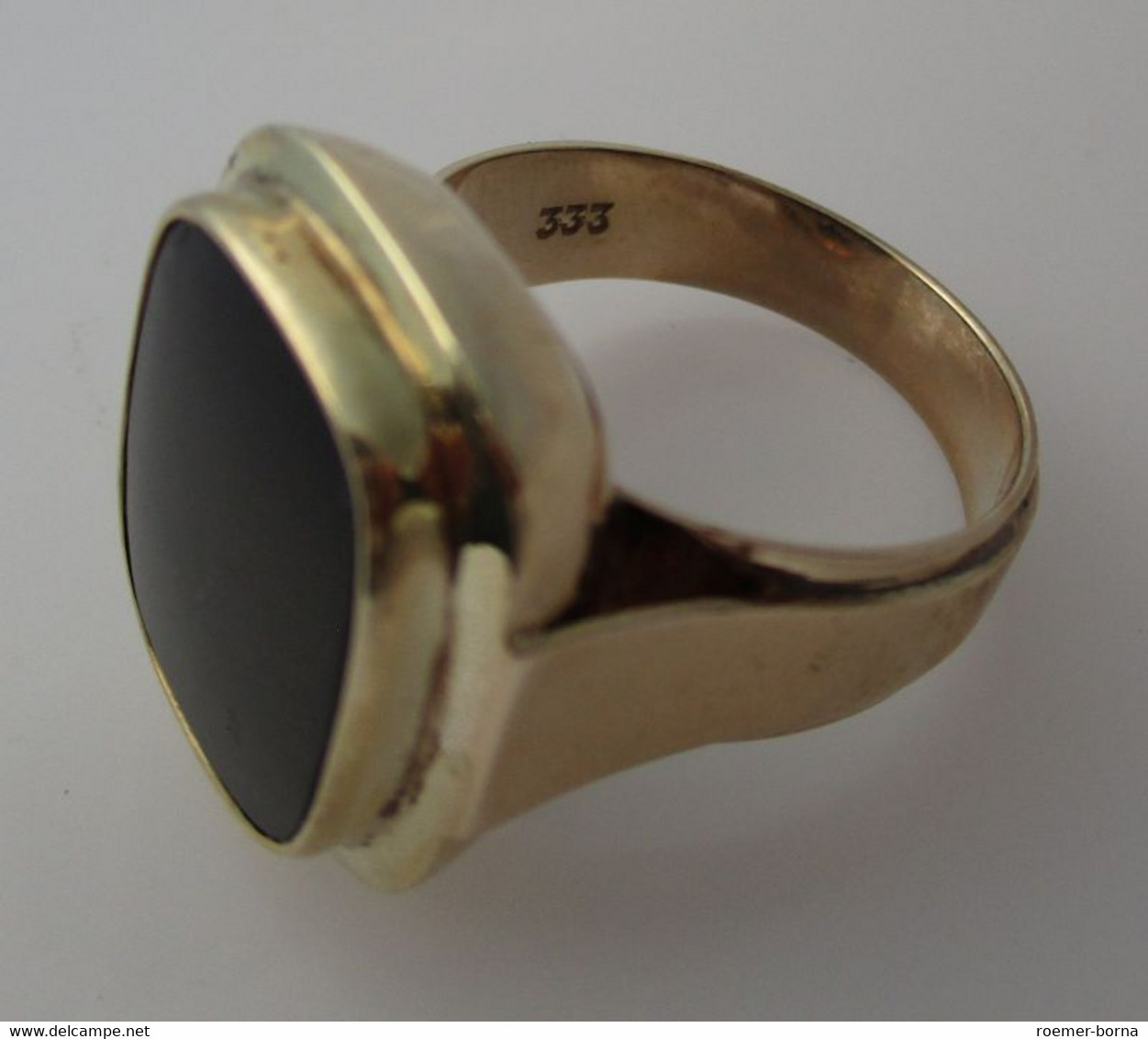 Dekorativer 333er Gold Herrenring Mit Großem Schwarzen Onyx (140859) - Ring