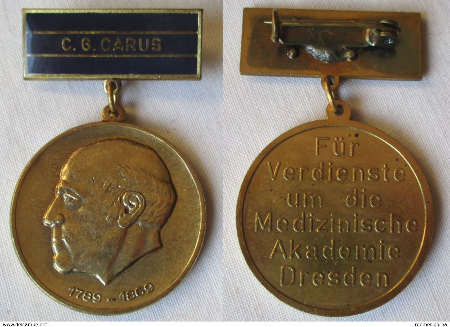 DDR Abzeichen Carus Für Verdienste Um Die Medizinische Akademie Dresden (151898) - GDR