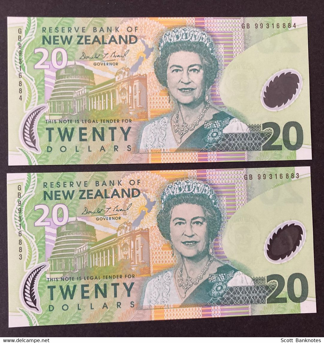 2 X 20 Dollar Polymer New Zealand Banknote, Serials BG 99316883 And 4. - Nuova Zelanda