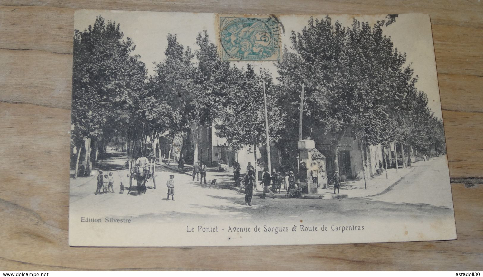 LE PONTET : Avenue De Sorgues Et Route De Carpentras ............ 800-8136 - Le Pontet