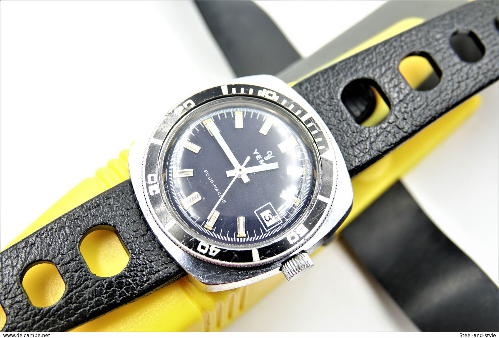 watches : YEMA MEN SOUS MARINE DIVER BLUE W TROPIC SPORT HAND WIND - 1980's  - original - running - excelent condition