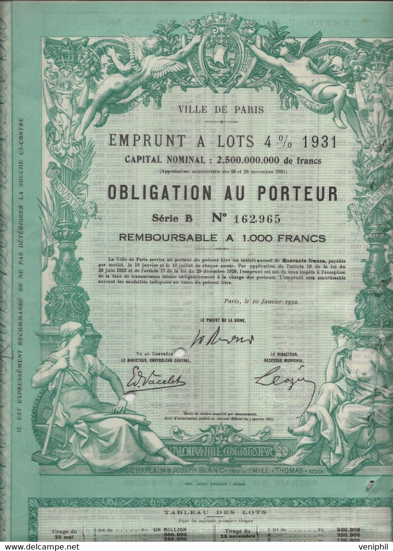 VILLE DE PARIS -EMPRUNT A LOT 4 % 1931  OBLIGATION ILLUSTREE   1932 -LOT DE 3 OBLIGATIONS - Banque & Assurance