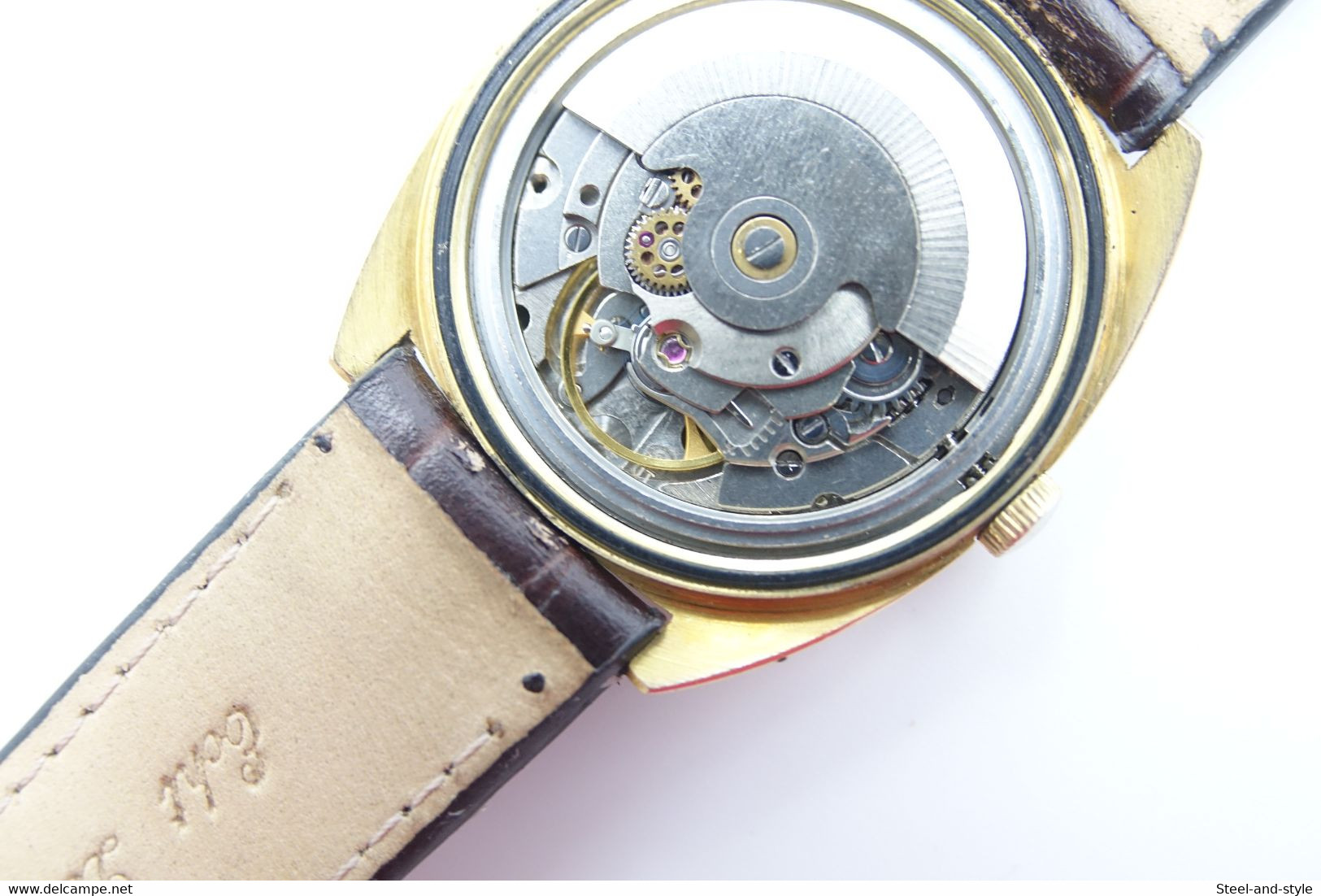 watches : JEWELER MOORTGAT LEBBEKE MEN AUTOMATIC WITH BRAND NEW BAND ( ETA UT ) - swiss made - running - excelent