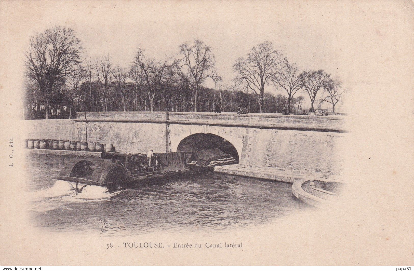 TOULOUSE - Entrée Du Canal Latéral  Avec Une Péniche - Toulouse