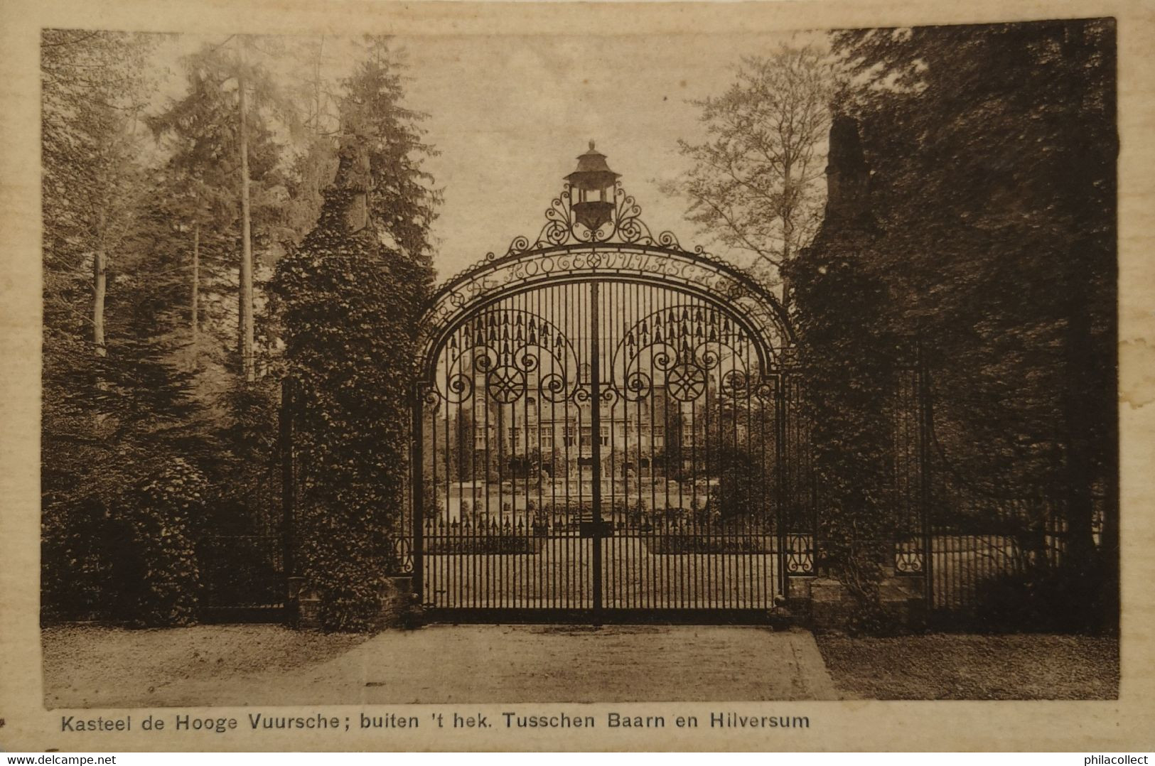 Baarn // Kasteel De Hooge Vuursche - Buiten Het. Hek Tusschen Baarn En Hilversum 19?? - Baarn