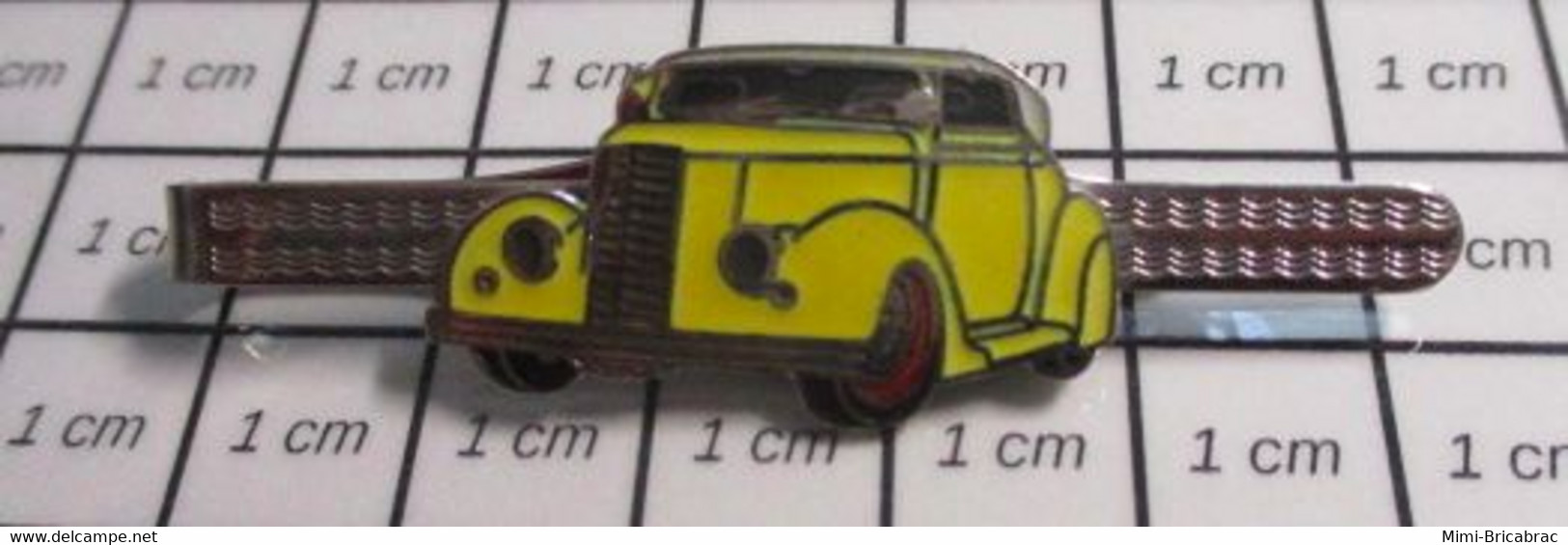 422 Etat Neuf : PINCE DE CRAVATE VOITURE JAUNE ANNNES 40/50 - Cuff Links & Studs