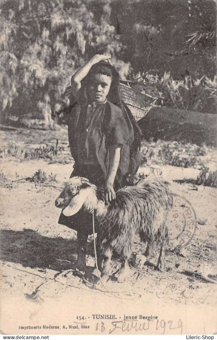 TUNISIE CPA 1929 JEUNE BERGÈRE # AGRICULTURE # ÉLEVAGE # MOUTON ▬ IMPRIMERIE MODERNE A. MUXI, SFAX - Tunisie