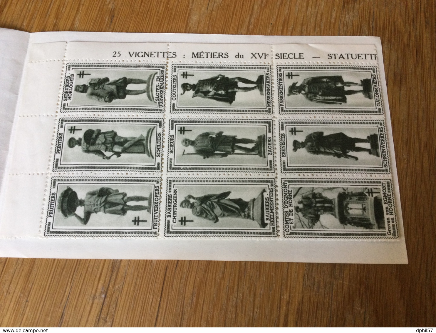 Belgique : Carnet De 25 Vignettes Antituberculeux (1949) « statuettes Du Petit Sablon à Bruxelles » - Otros & Sin Clasificación