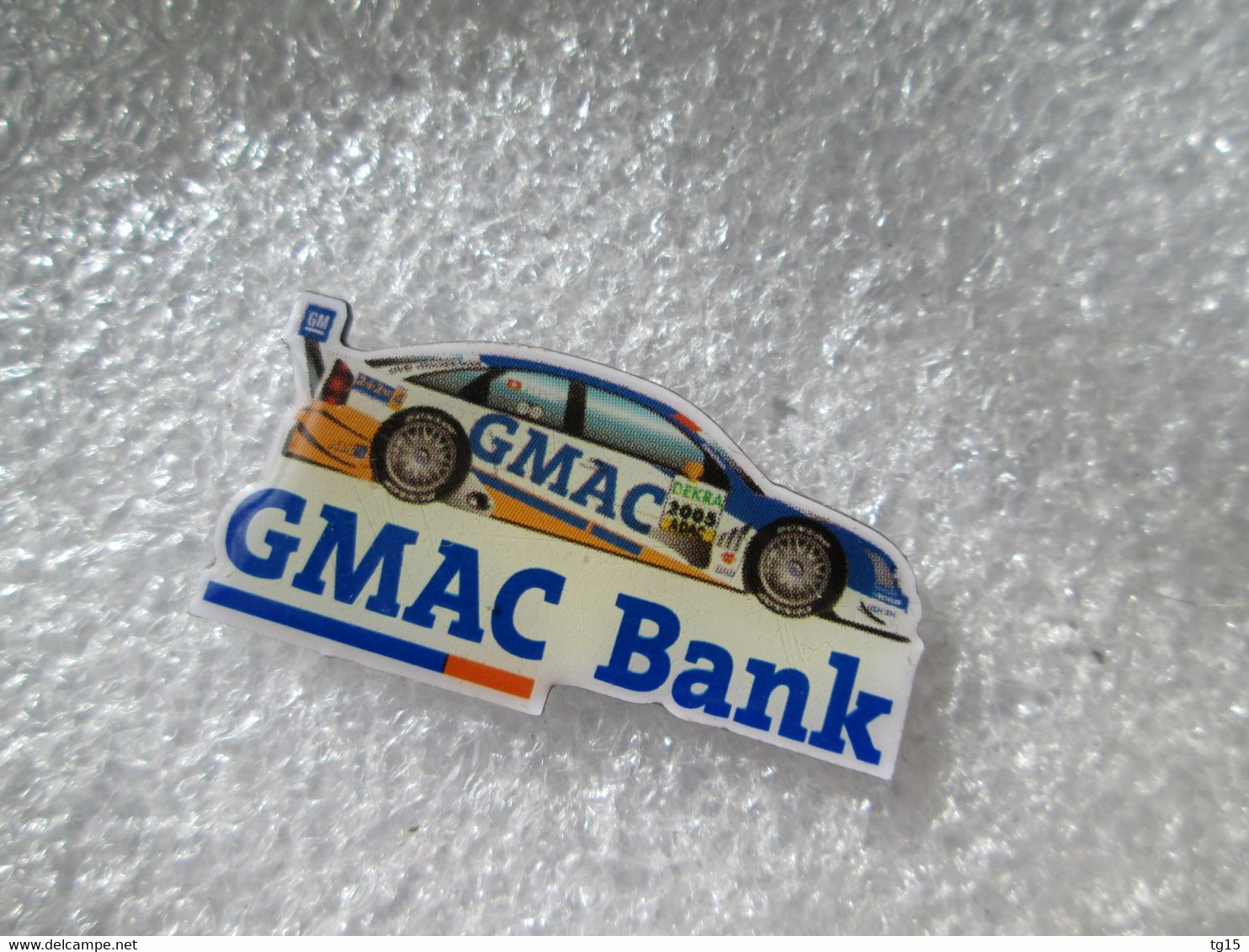 PIN'S    OPEL  CALIBRA   DTM    GMAC BANK - Opel