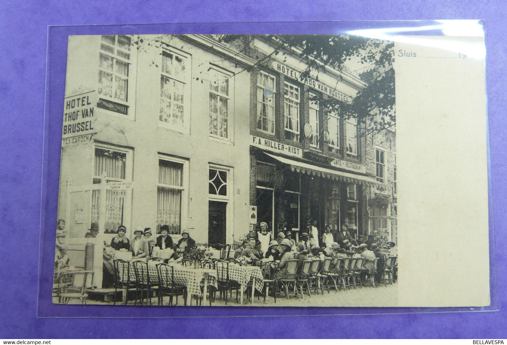 Sluis Hiller's Hotel. 't Hof Van Brussel. Kade 8 Nl Eigenaar F.A. Hiller-Kist Cafe Restaurant - Sluis