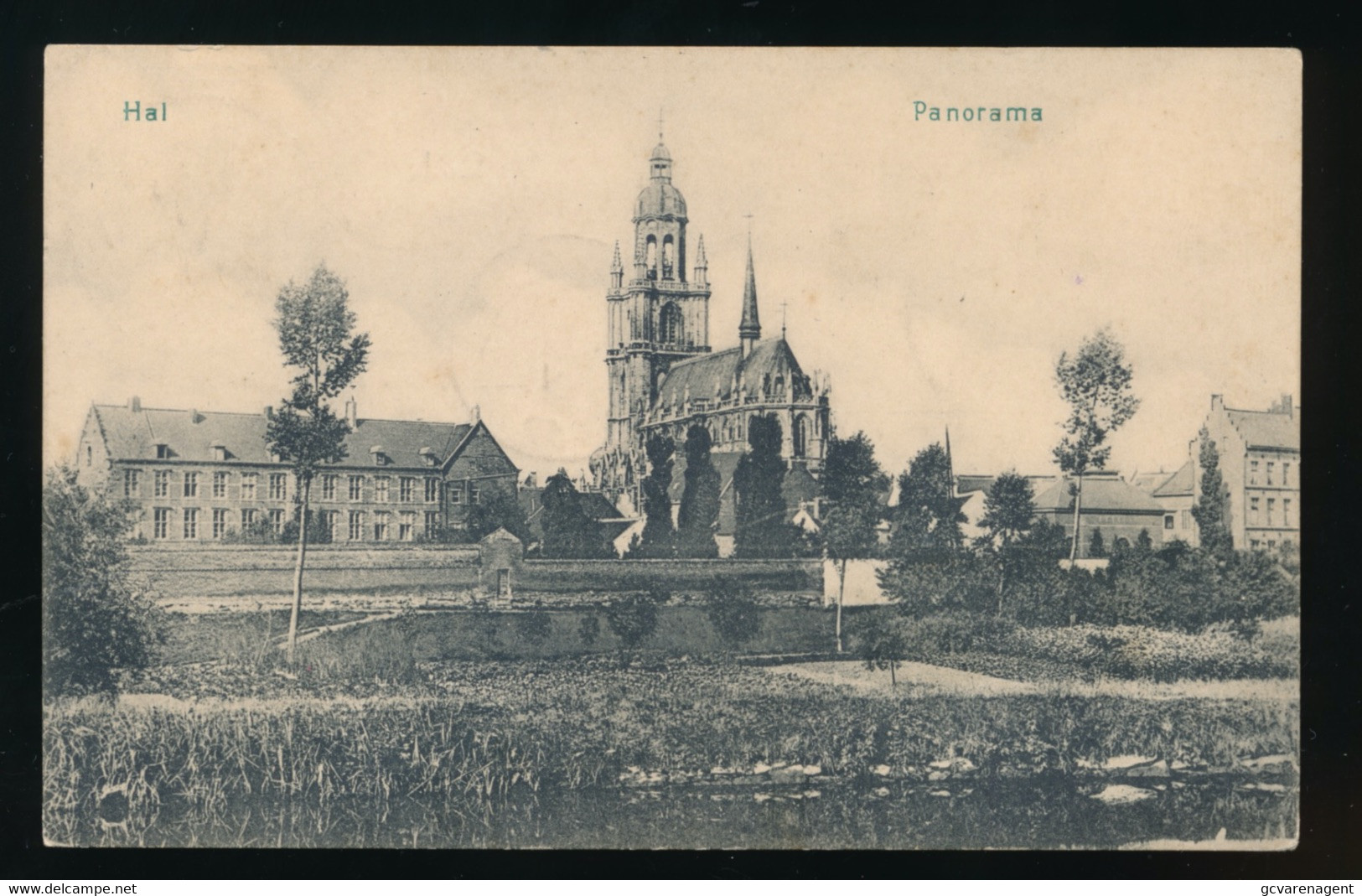 HALLE  PANORAMA    2 SCANS - Halle