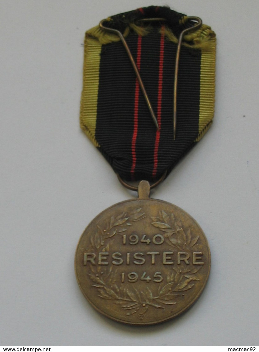 Médaille/décoration - BELGIQUE Médaille RESISTERE 1940/1945  **** EN ACHAT IMMEDIAT **** - Belgio