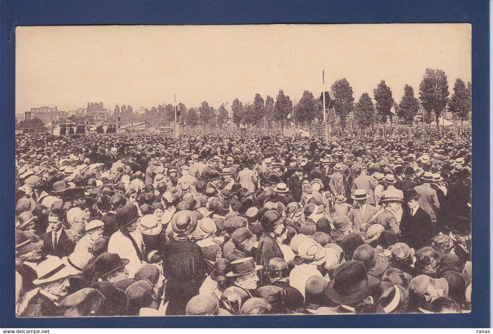 CPA [59] Nord > Lille Cinquantenaire Des Congrès Eucharistiques Internationaux Non Circulé 1931 - Lille