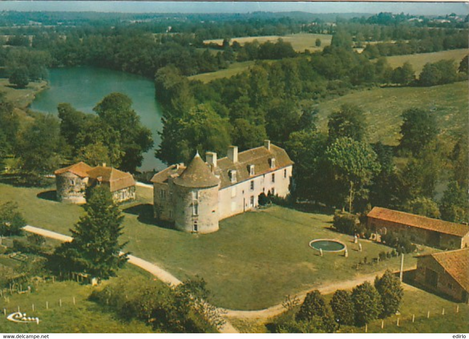 ***  87  ***  MEZIERES SUR ISSOIRE Vue Aérienne Du Château De La Côte Et étang  Neuve TTB - Meziere Sur Issoire