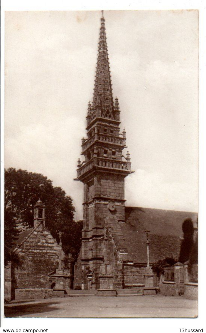 Carte Postale Ancienne La Roche Maurice - L'Eglise. L'Ossuaire - La Roche-Maurice
