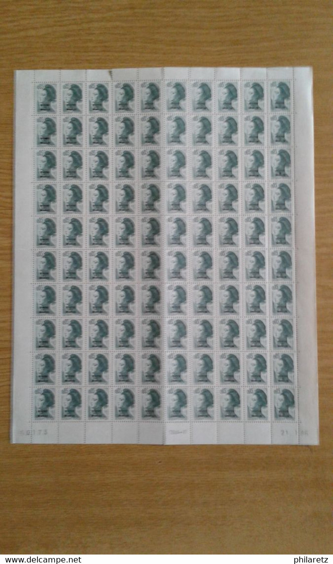 5c Liberté Avec Surcharge De St Pierre Et Miquelon : Feuille Complète De 100 (pliée En 2) Neuve ** - Unused Stamps