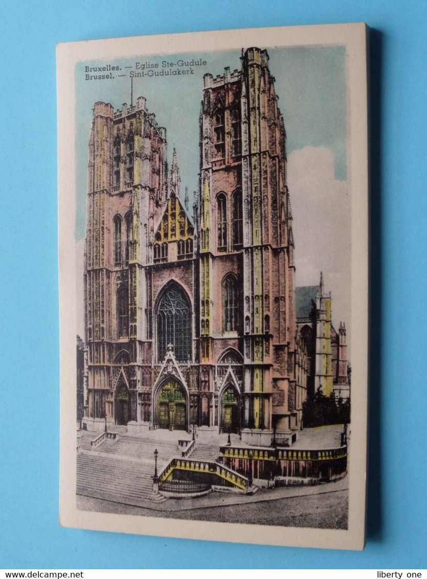 Eglise Ste GUDULE > Brussel () Anno 19?? ( Zie / Voir Scan ) Gekleurd ! - Loten, Series, Verzamelingen