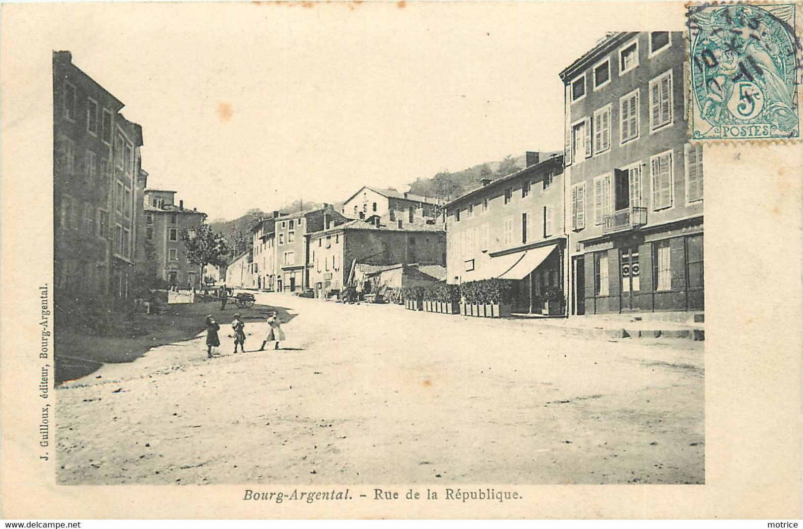 BOURG ARGENTAL - Rue De La République. - Bourg Argental