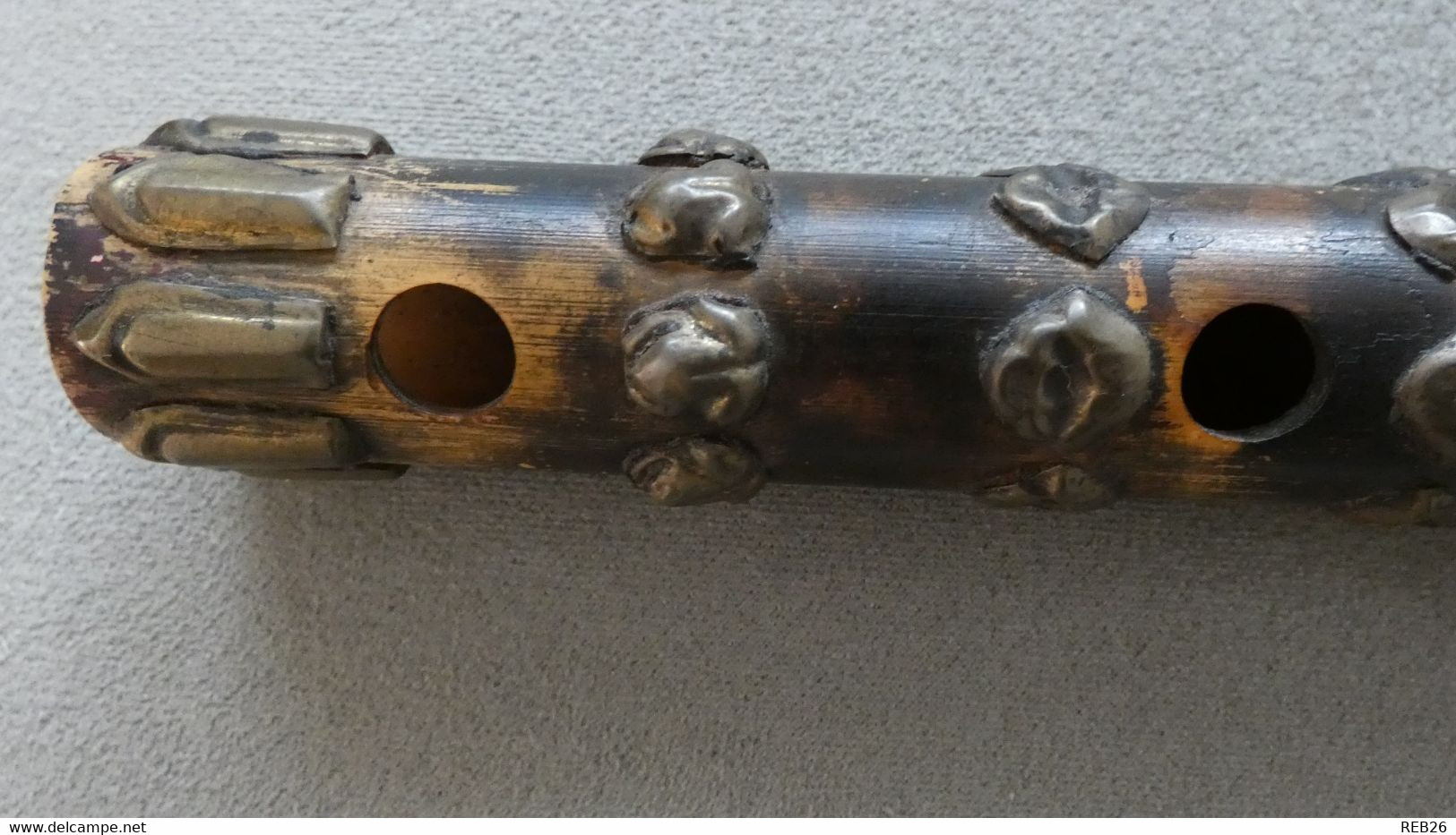 Flute Ancienne Decoree Motifs Laiton Tous Differents - Muziekinstrumenten