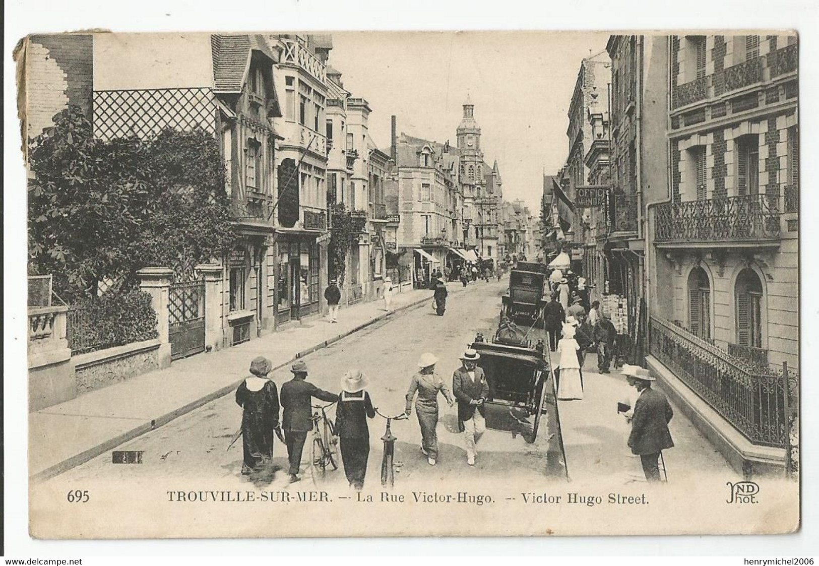 14 Calvados Trouville Sur Mer La Rue Victor Hugo Animée 1922 - Trouville