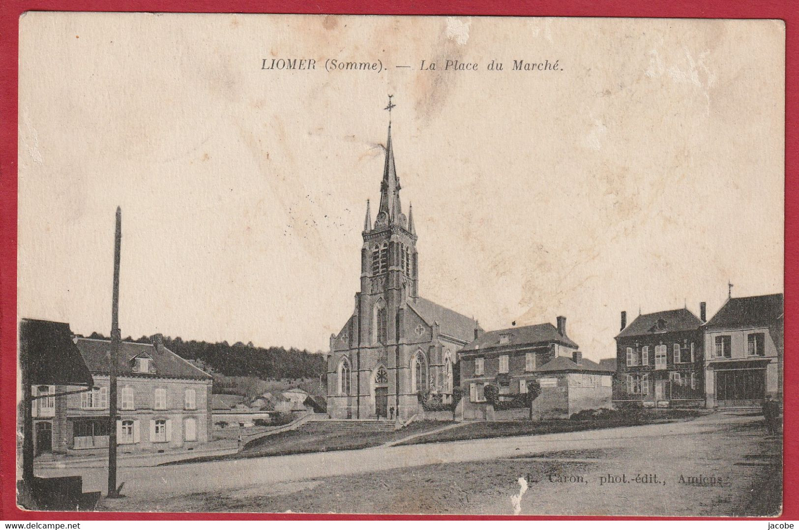Lot  Deux  Cartes  Postales  - .Liomer (Somme)  L'église, Et  La  Place Du Marché - Hornoy Le Bourg