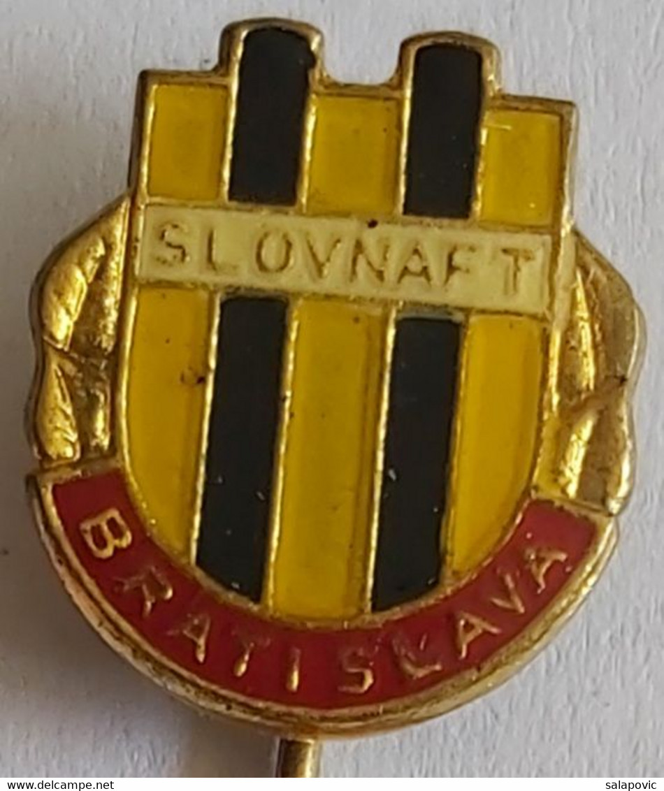 SLOVNAFT Or FK INTER BRATISLAVA Slovakia Football Soccer Club Fussball Calcio Futbol Futebol PINS BADGES A4/3 - Football