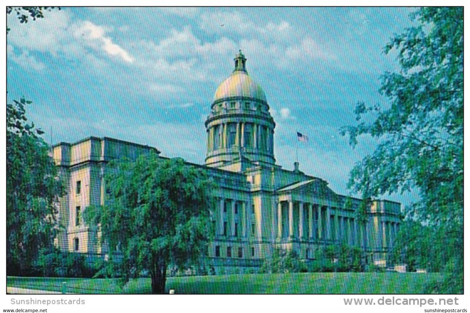 Kentucky Frankfort State Capitol Building - Frankfort