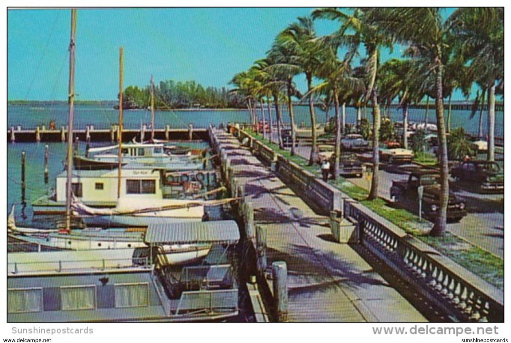 Florida Fort Myers Yacht Harbor &amp; Tropical Island In Caloosahatchee River - Fort Myers