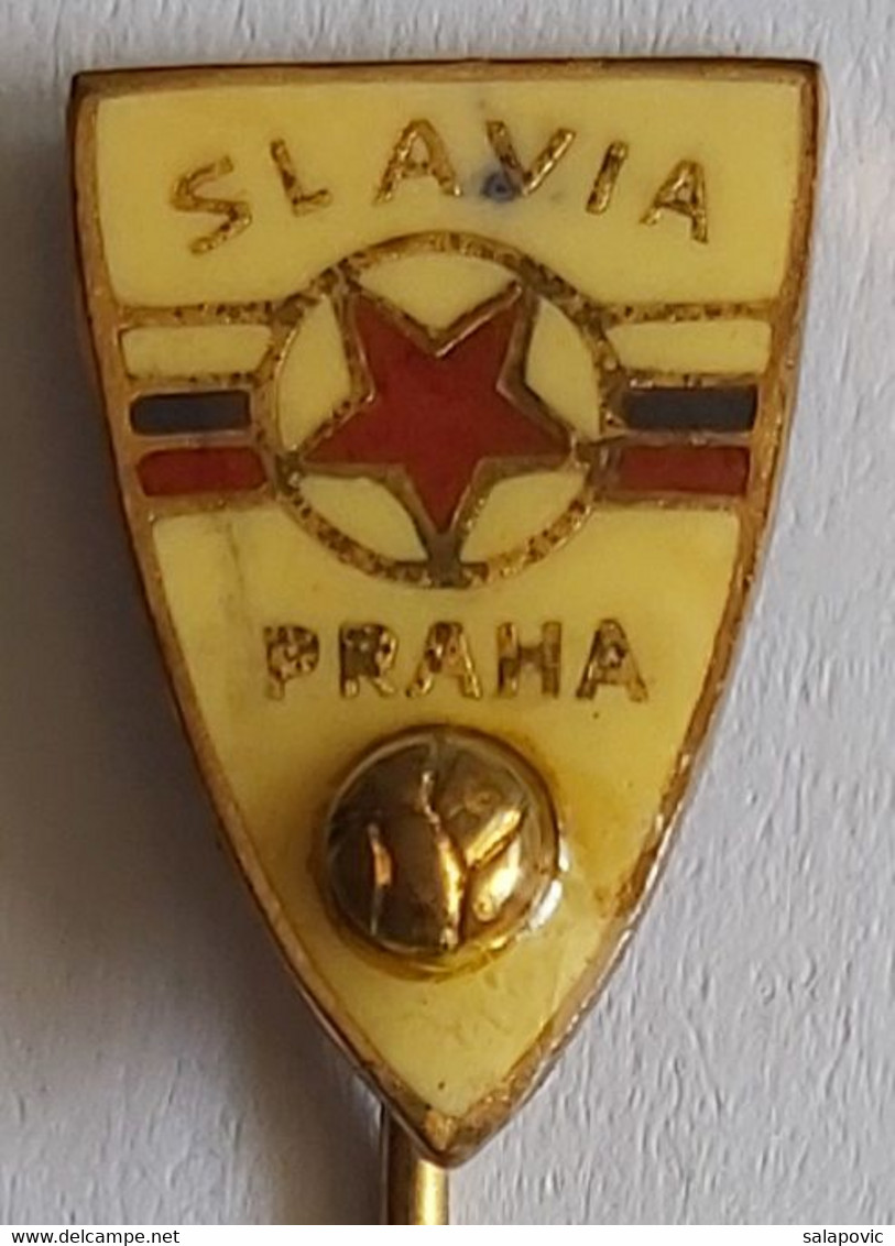 SLAVIA Praha Czech Republic  Football Soccer Club Fussball Calcio Futbol Futebol PINS BADGES A4/3 - Football
