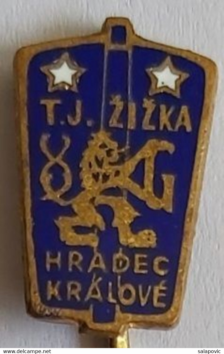 TJ ŽIŽKA HRADEC KRÁLOVÉ Czech Republic football Soccer Club Fussball Calcio Futbol Futebol PINS BADGES A4/4 - Football