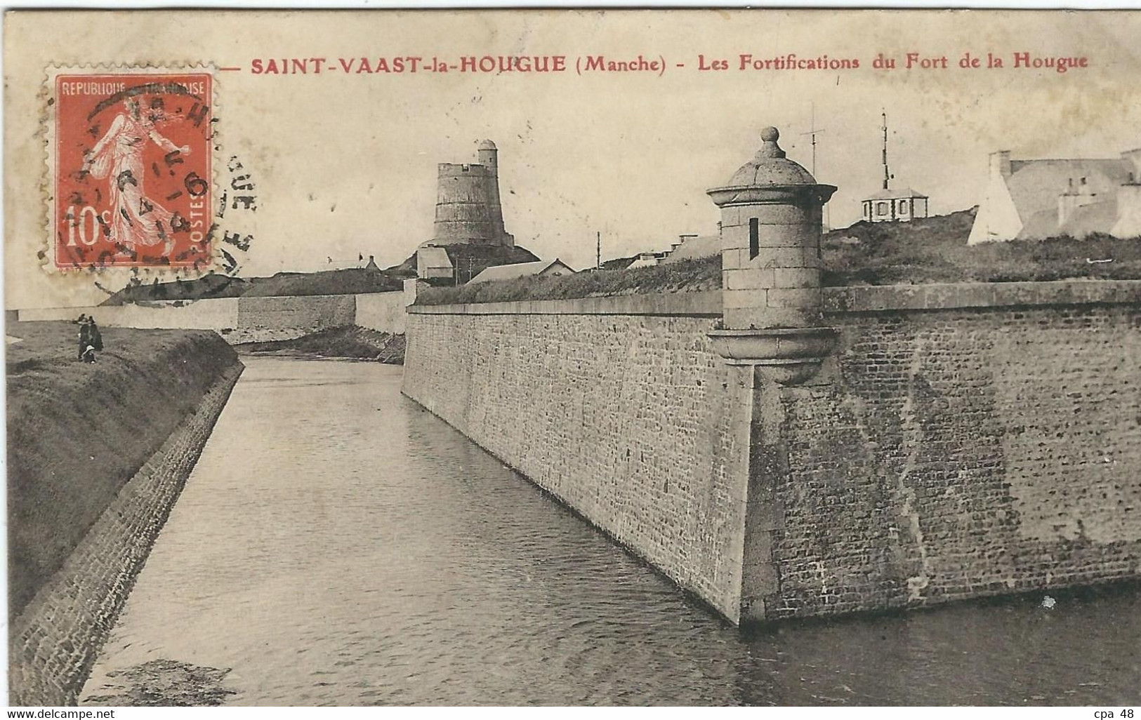 MANCHE: St Vaast La Hougue, Les Fortifications... - Saint Vaast La Hougue
