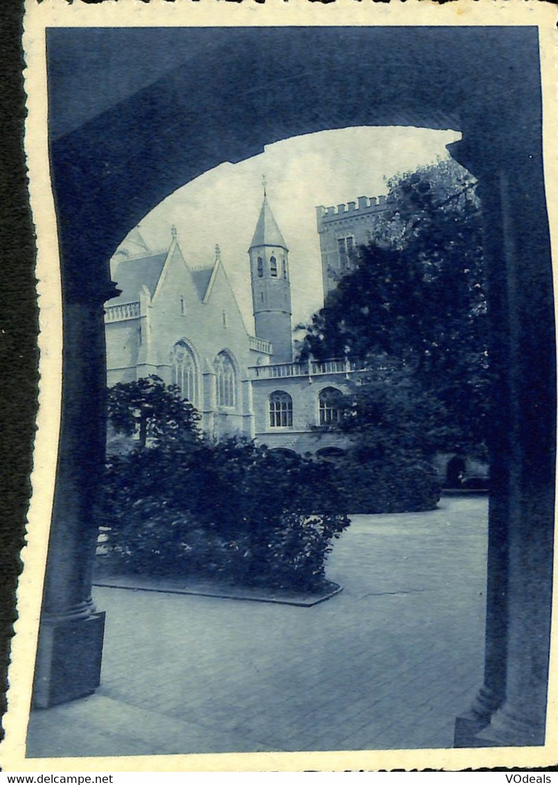 038 255 - CPA - Belgique - Institut Des Ursulines - Wavre Notre-Dame - Vue De La Cour - Sint-Katelijne-Waver