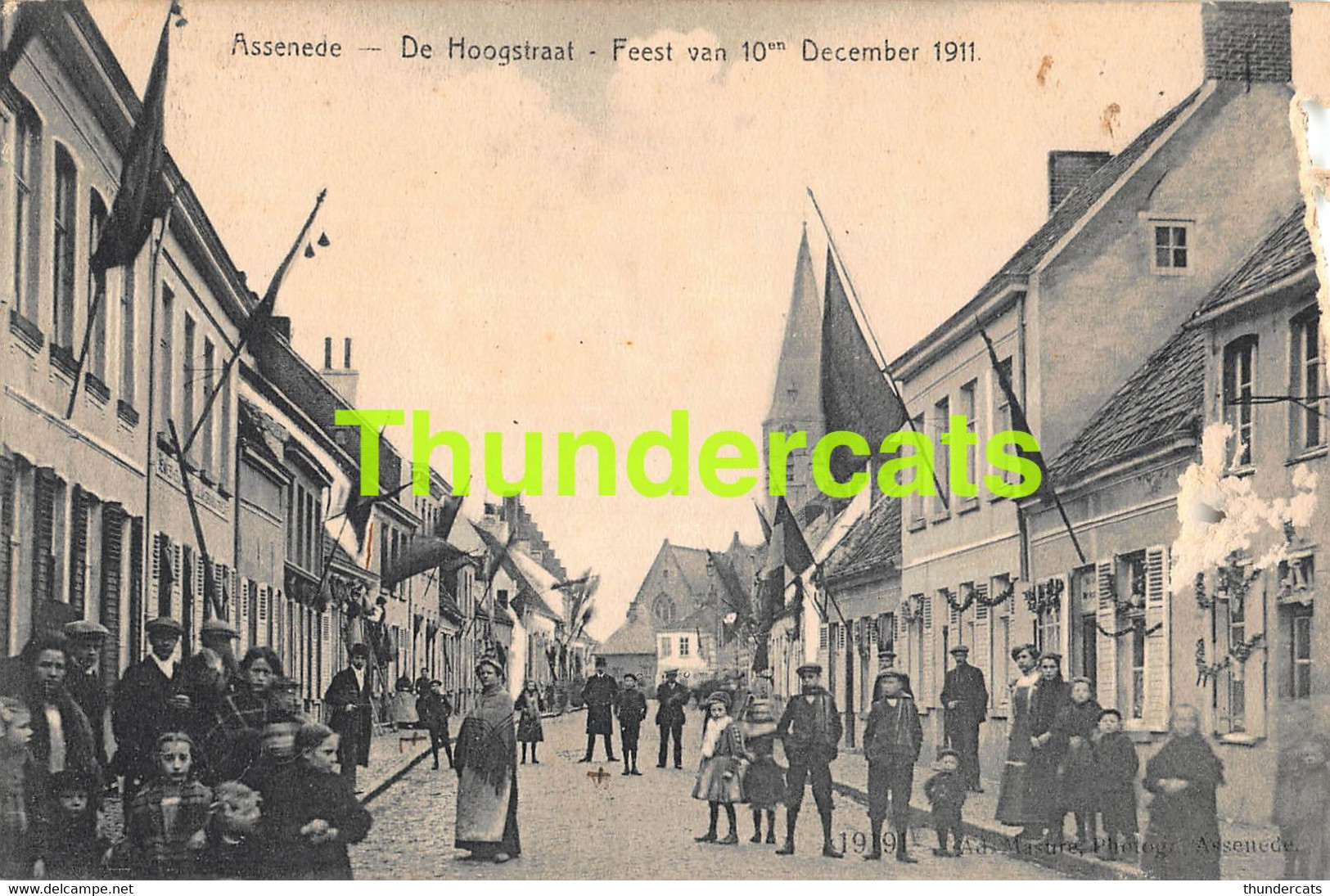 CPA ASSENEDE DE HOOGSTRAAT FEEST VAN 10 DEN DECEMBER 1911 ( BESCHADIGD RECHTS ) - Assenede