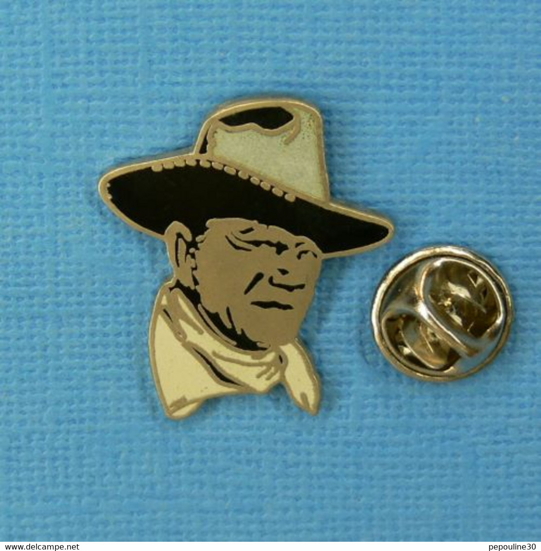 1 PIN'S //  ** CINÉMA " JOHN WAYNE " COWBOY ** . (CORNER) - Cinéma