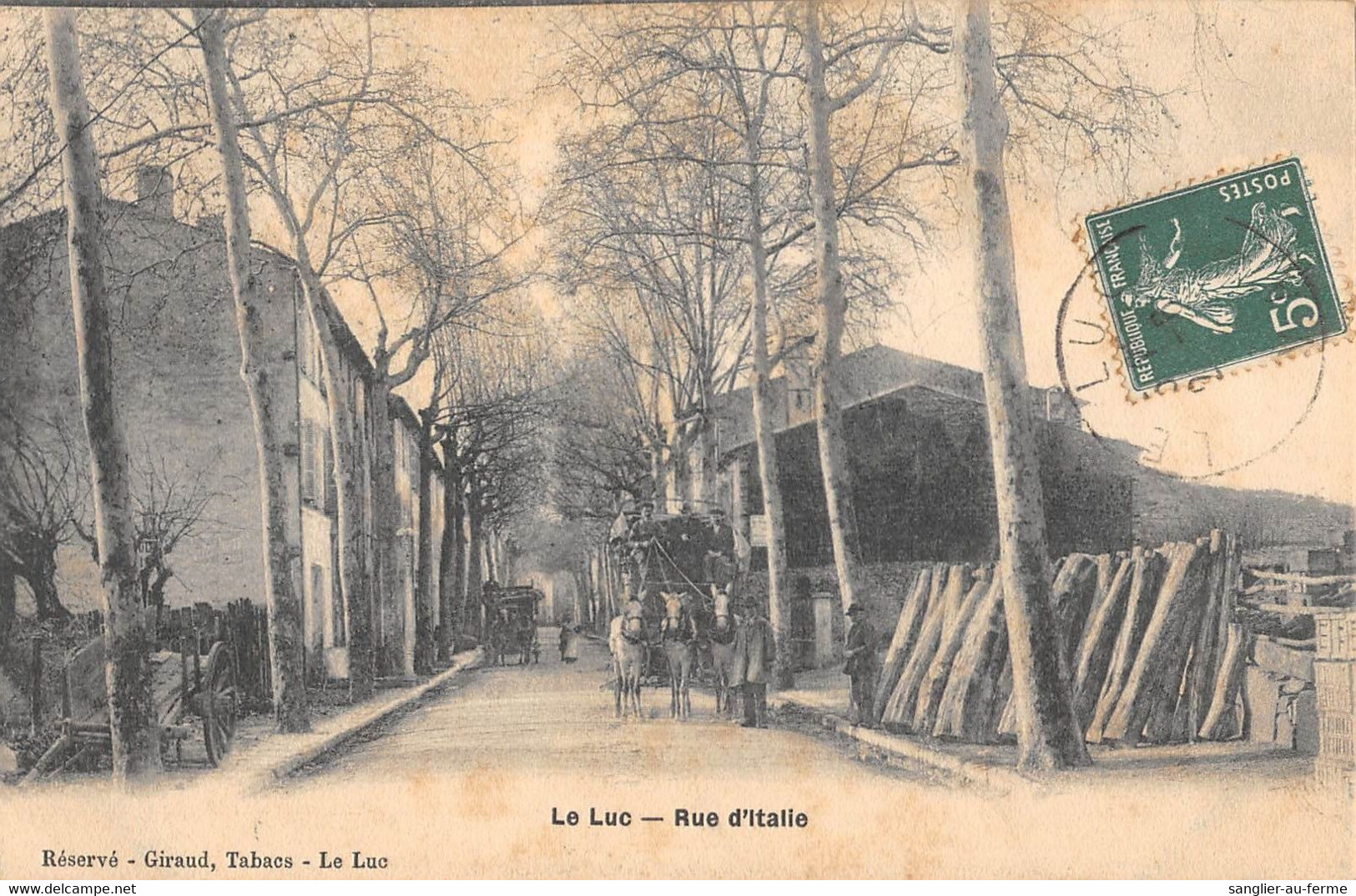 CPA 83 LE LUC GRANDE RUE - Le Luc