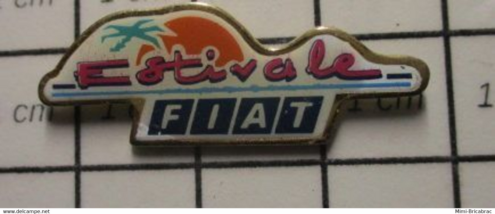 2217 Pin's Pins / Beau Et Rare / THEME AUTOMOBILES / L'ESTIVALE DE FIAT - Fiat