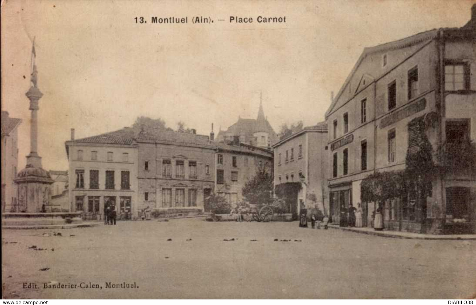 MONTLUEL     ( AIN )  PLACE CARNOT - Montluel