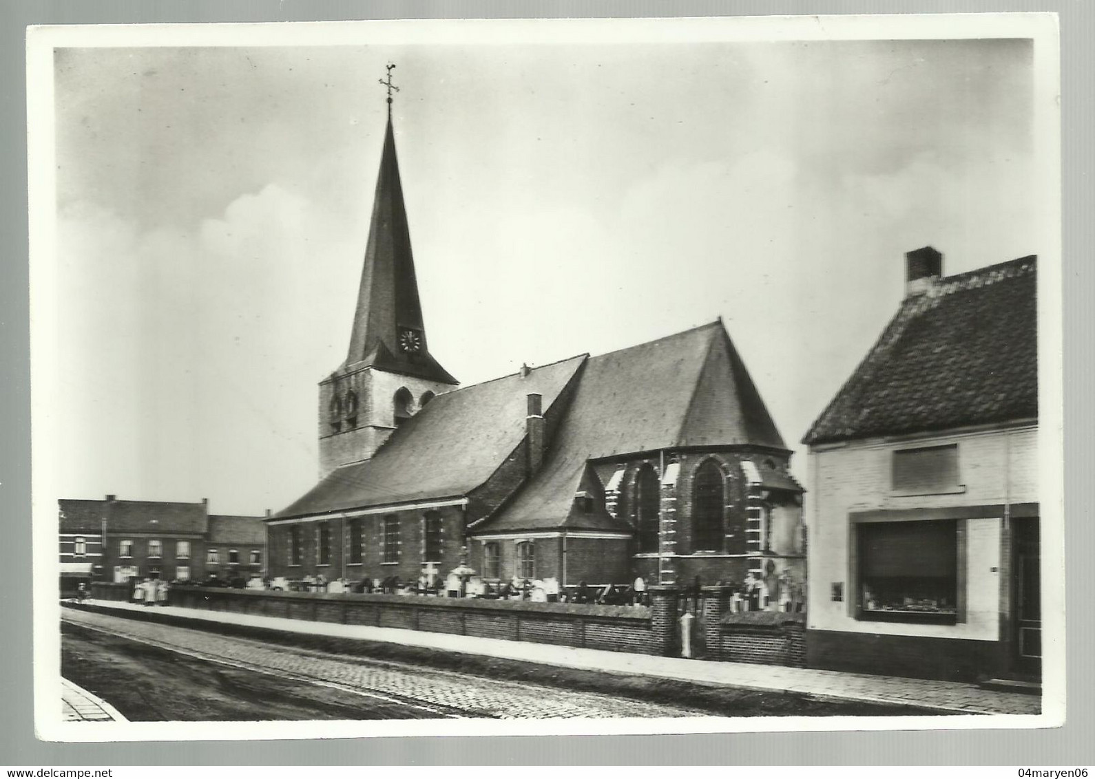 ***  OLEN  ***  -  De Sint Martinuskerk  -  Zie / Voir Scan - Olen