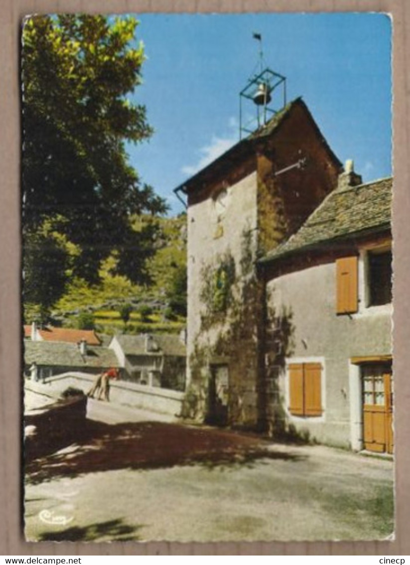 CPSM 48 - PONT De MONTVERT - La Vieille Horloge - TB PLAN EDIFICE Place CENTRE VILLAGE Pont - Le Pont De Montvert