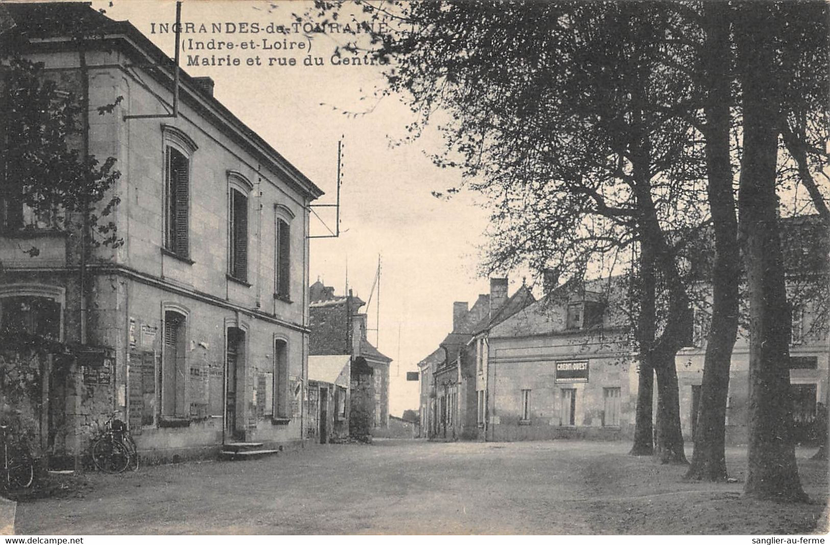 CPA 37 INGRANDES MAIRIE ET RUE DU CENTRE - Autres & Non Classés