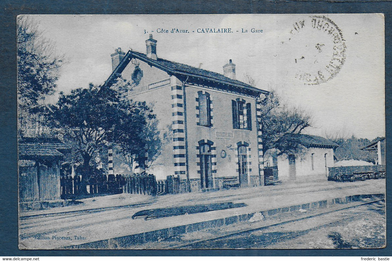 CAVALAIRE - La Gare - Cavalaire-sur-Mer