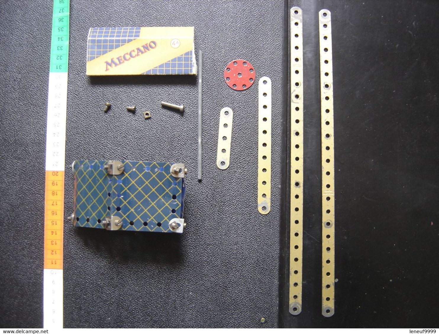 MECCANO PIECES DETACHEES Diverses Bleu Avec Rayures OR - Meccano