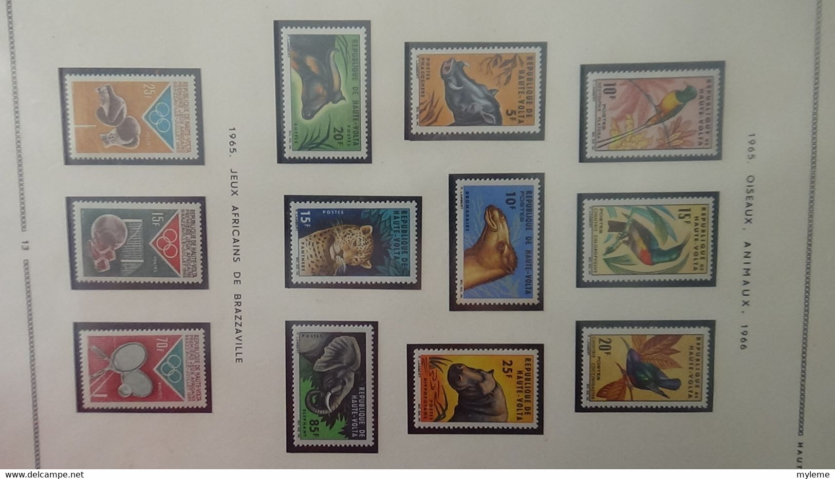 AD65 Collection en classeur de timbres et blocs ** et * de Haute Volta, Madagascar et Mali ...  A saisir !!!