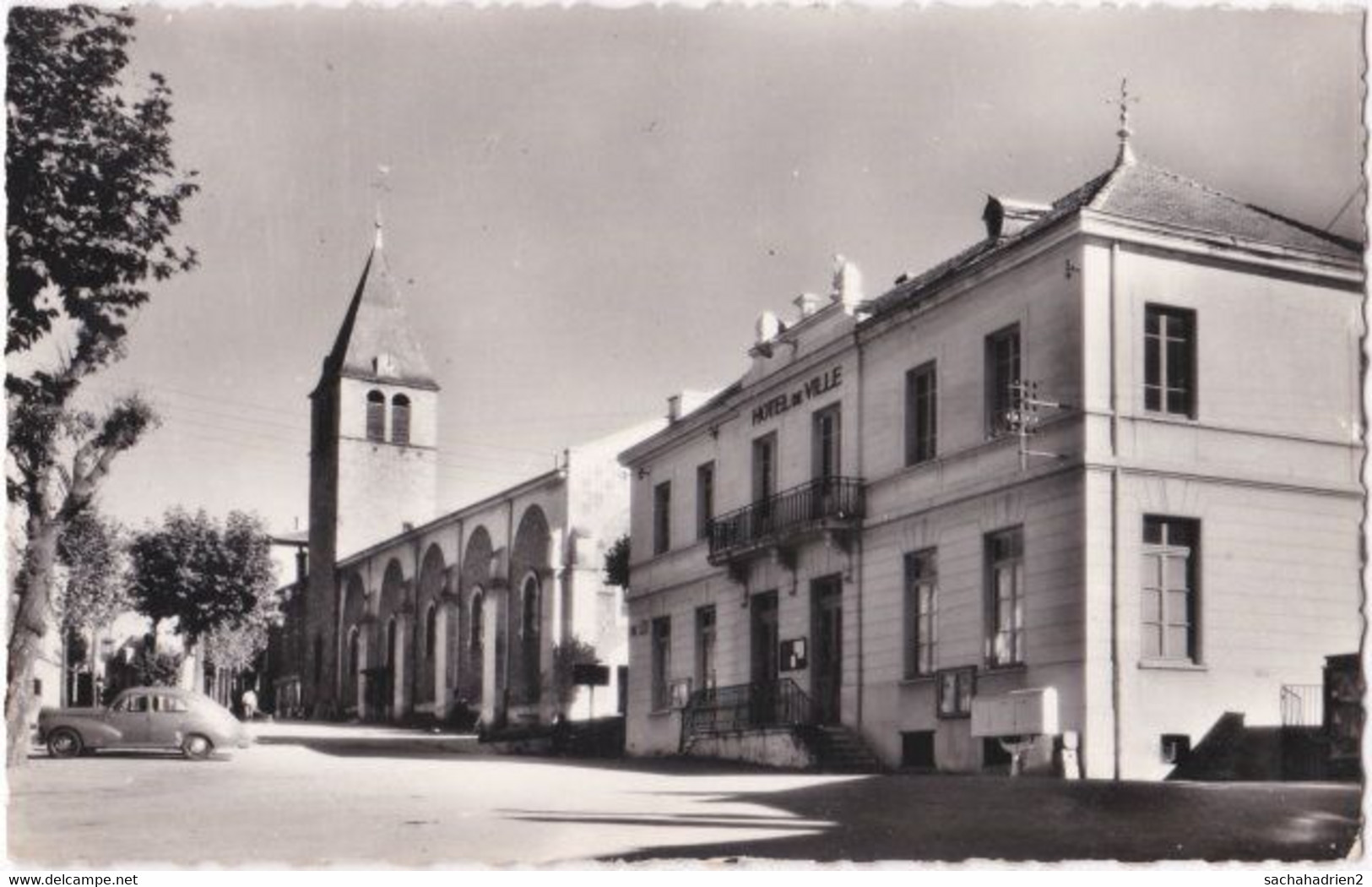 69. Pf. COURS. L'Hôtel De Ville Et L'Eglise. 59208 - Cours-la-Ville