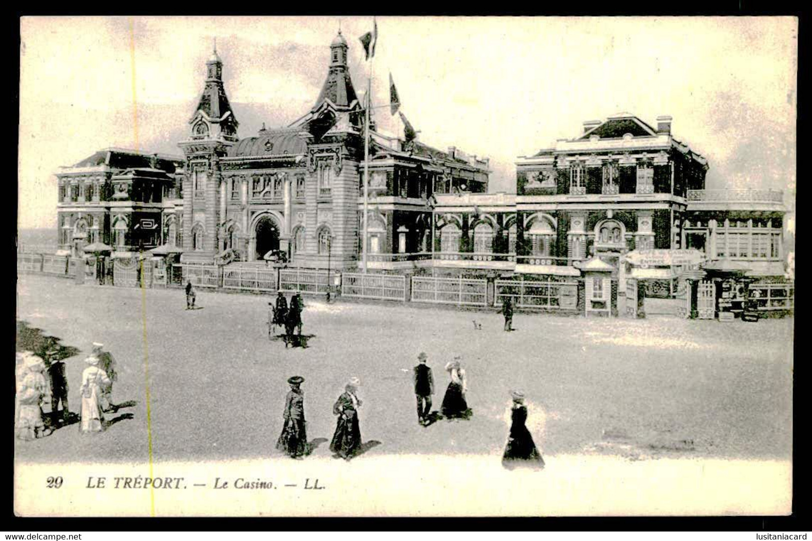 FRANCE - LE TRÉPORT -Le Casino. ( Ed. LL. Nº 29)  Carte Postale - Casinos